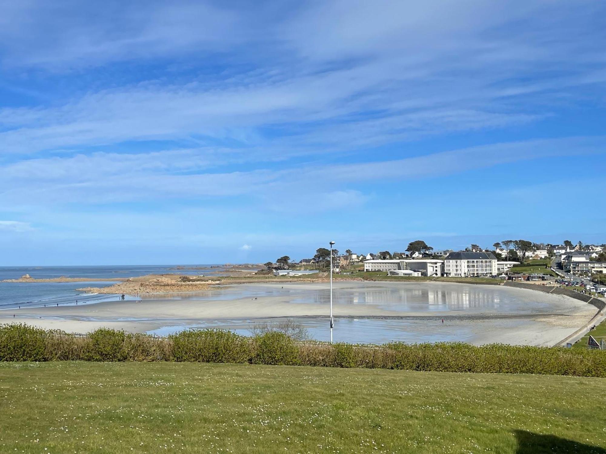 Villa Duplex Vue Sur La Grande Plage De Trestel à Trévou-Tréguignec Extérieur photo